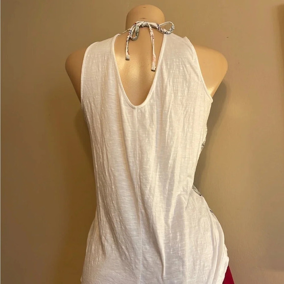 Maurice’s women’s medium top shirt sleeveless floral Asian inspired white red - Picture 3 of 6